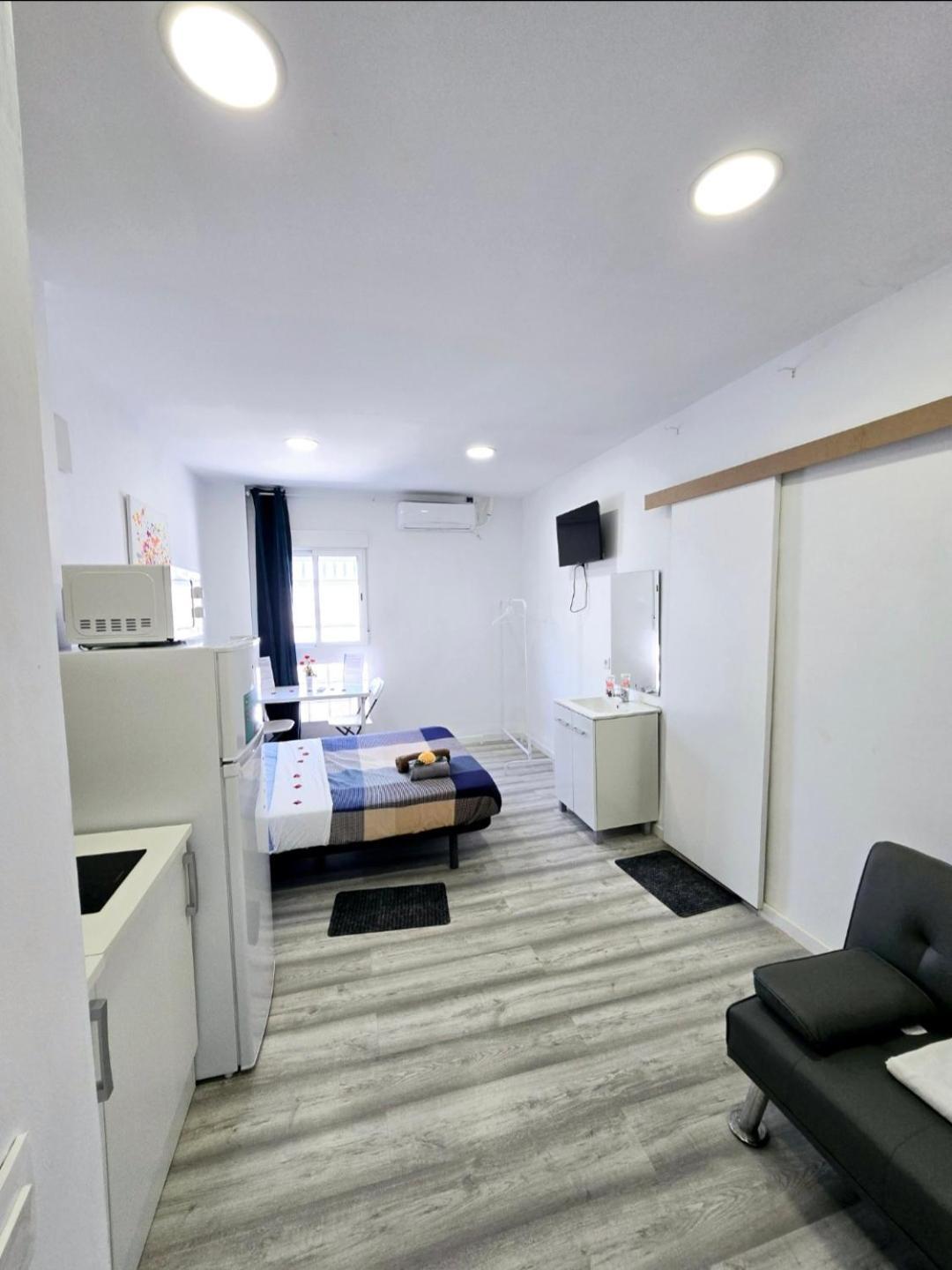 Apartamento Metro Manises Y Aeropuerto Eksteriør bilde